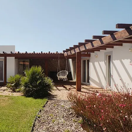 Family & Friends Villa